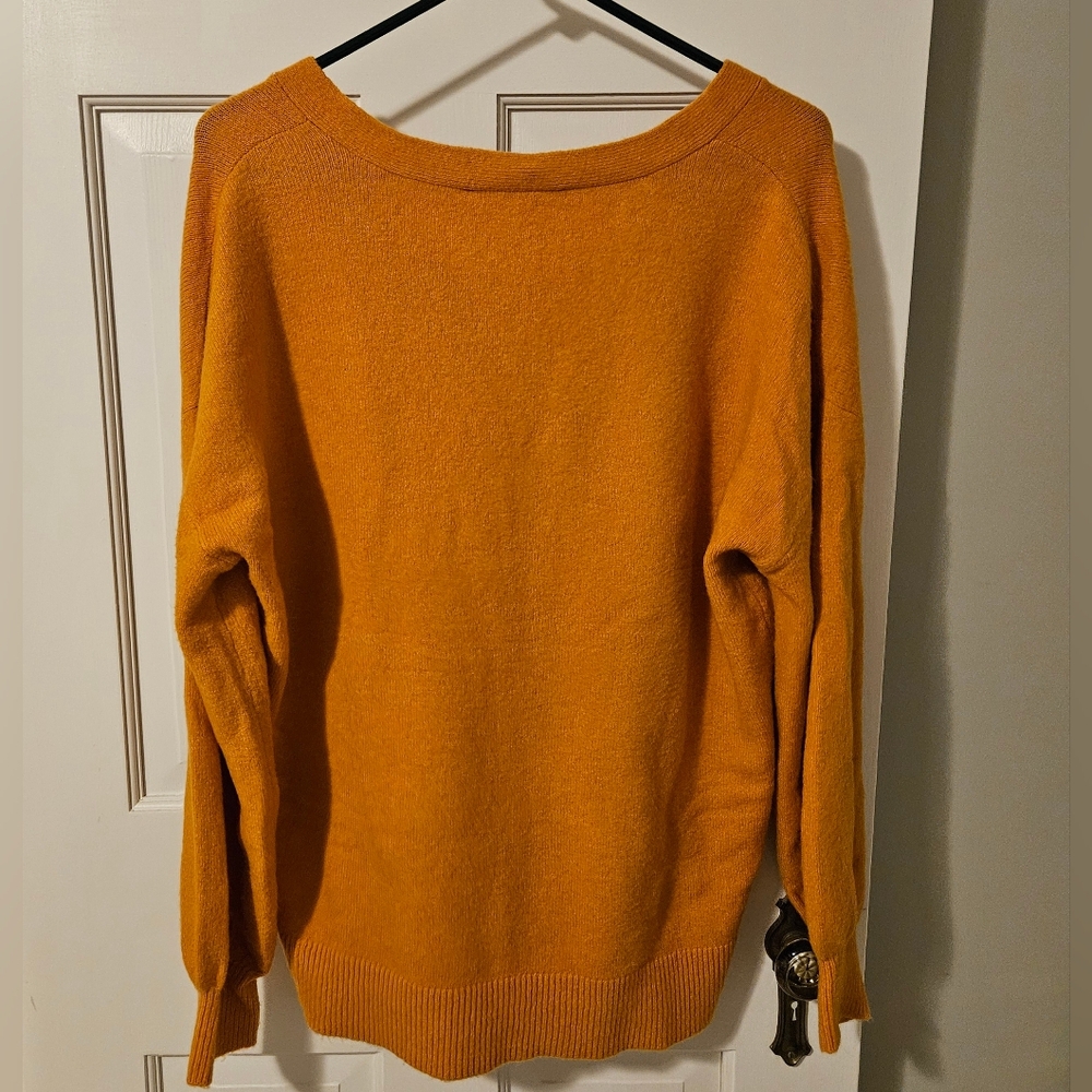 NEW Loft Henley Sweater - Picture 4 of 5